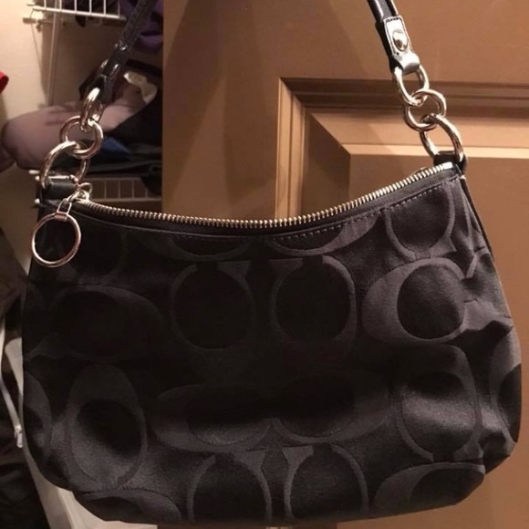 Coach Handbag - Picture 2 of 4